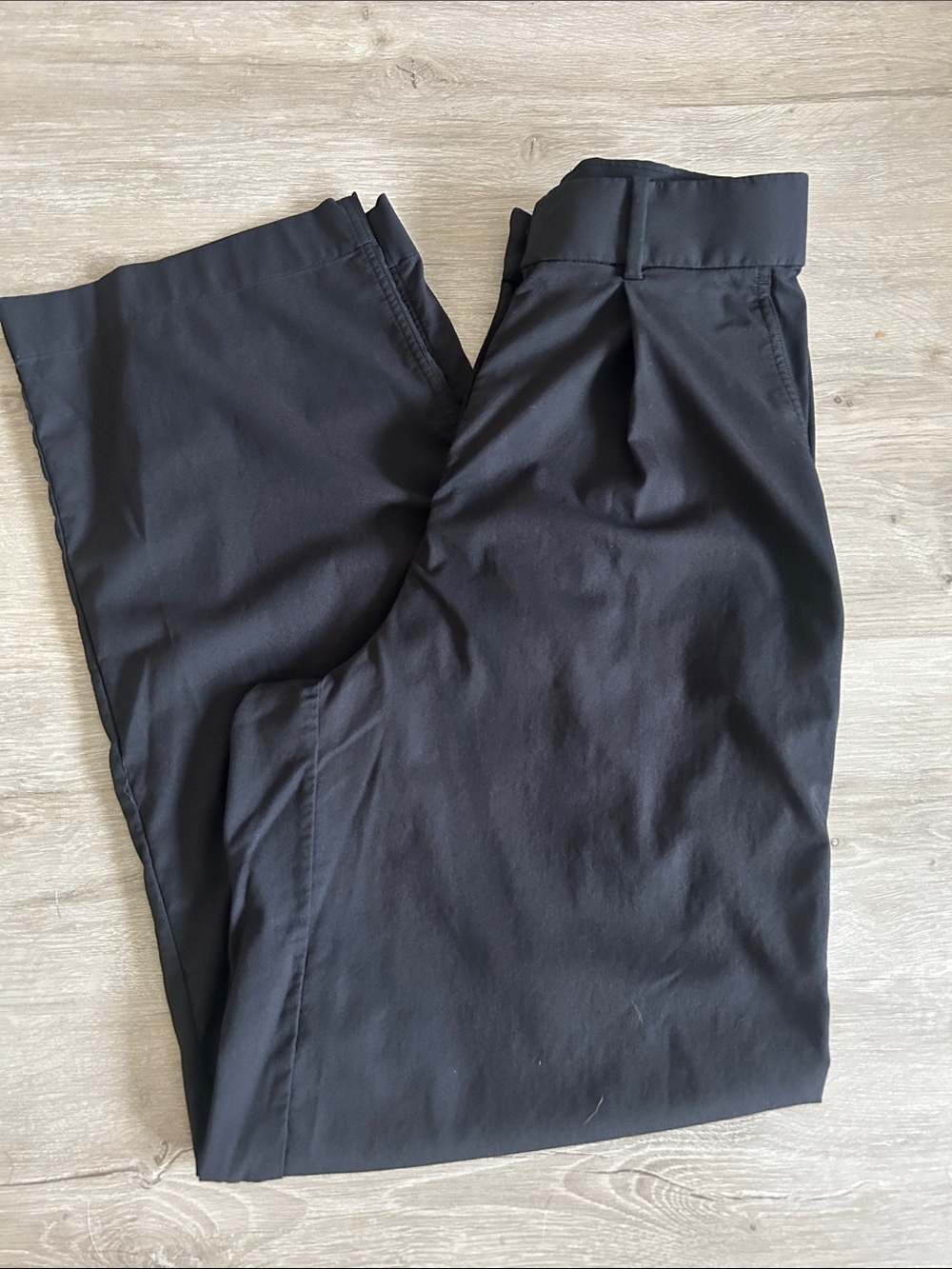 Lululemon Pleat-Front High-rise Trouser